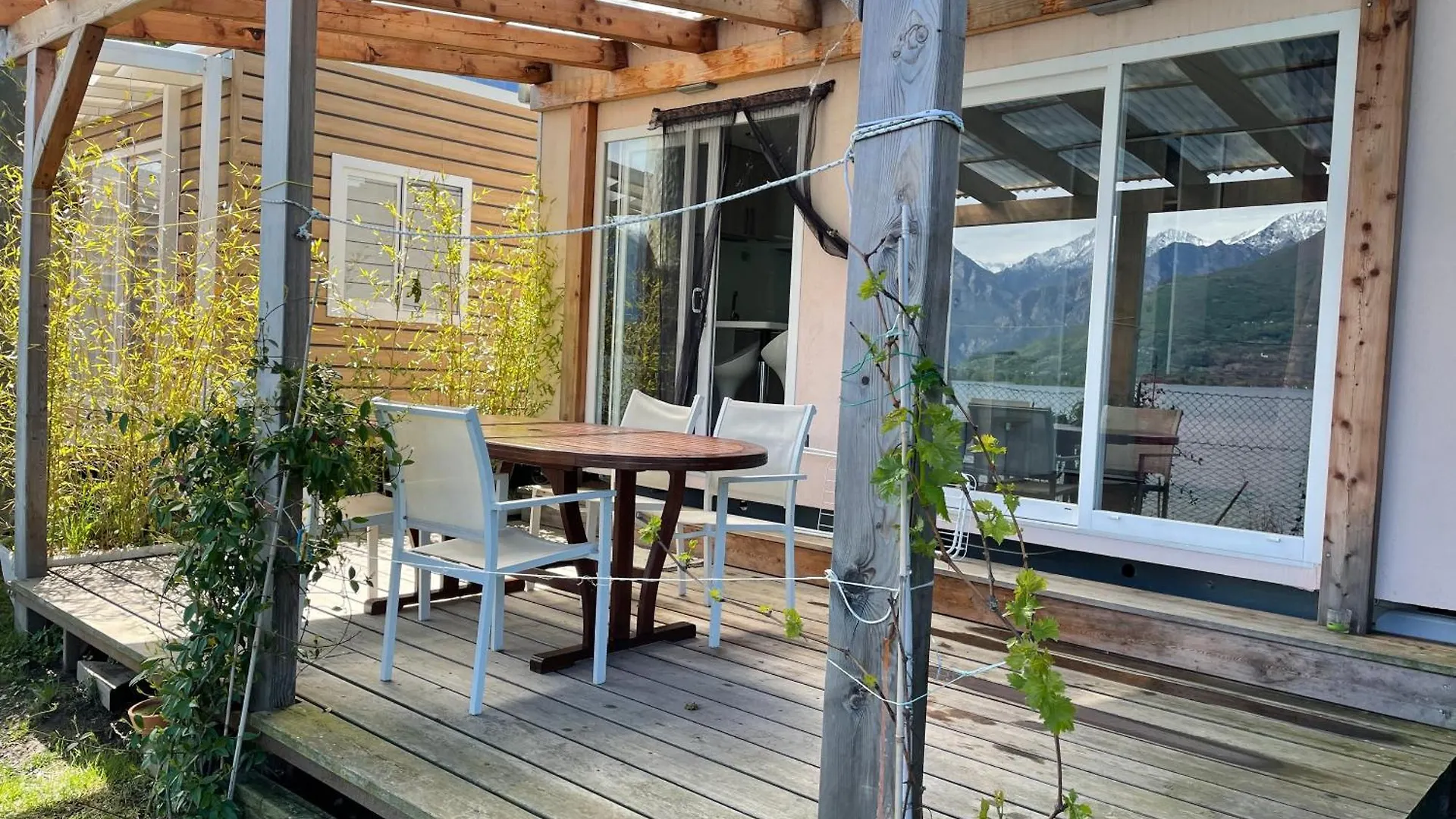 Campsite Bungalow Lido Eve Colico Italy
